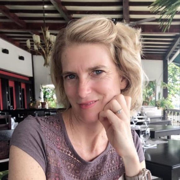 Meet your Posher, Meghan - Picture 1 of 1